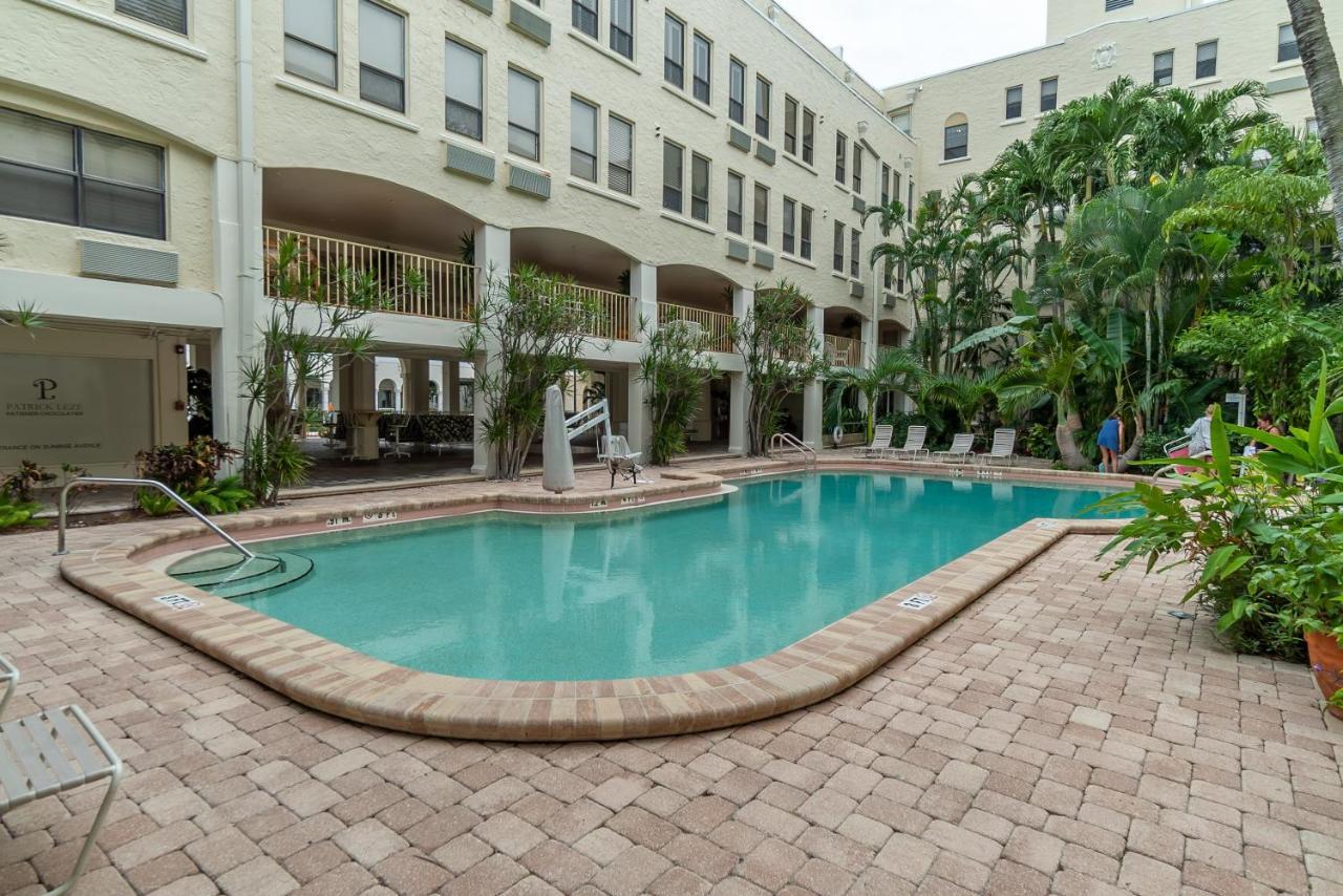Palm Beach Island Condominiums المظهر الخارجي الصورة