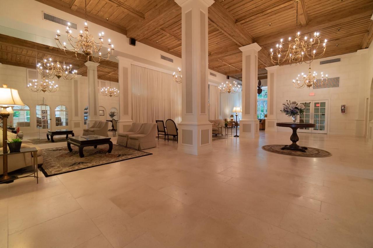 Palm Beach Island Condominiums المظهر الخارجي الصورة