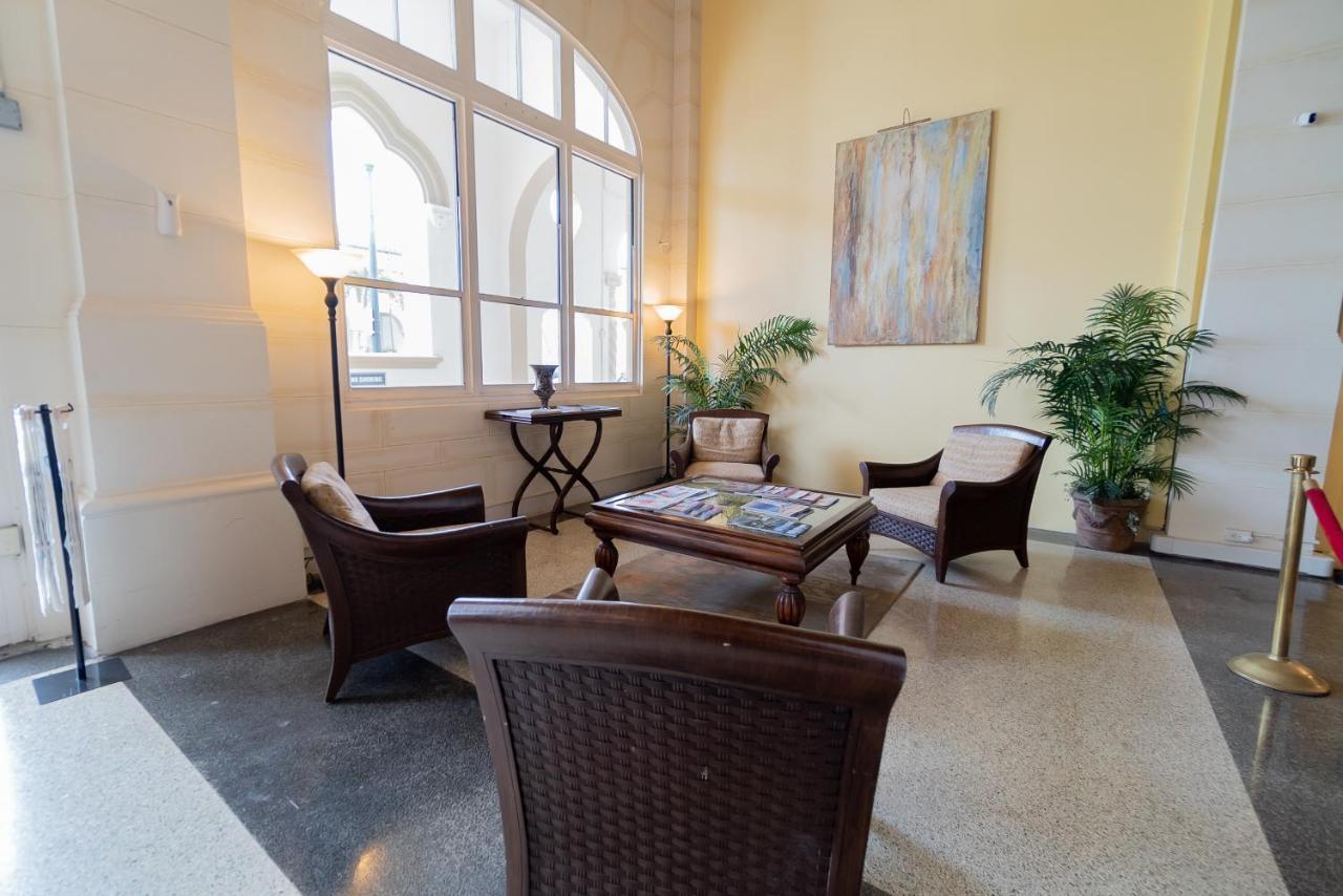 Palm Beach Island Condominiums المظهر الخارجي الصورة