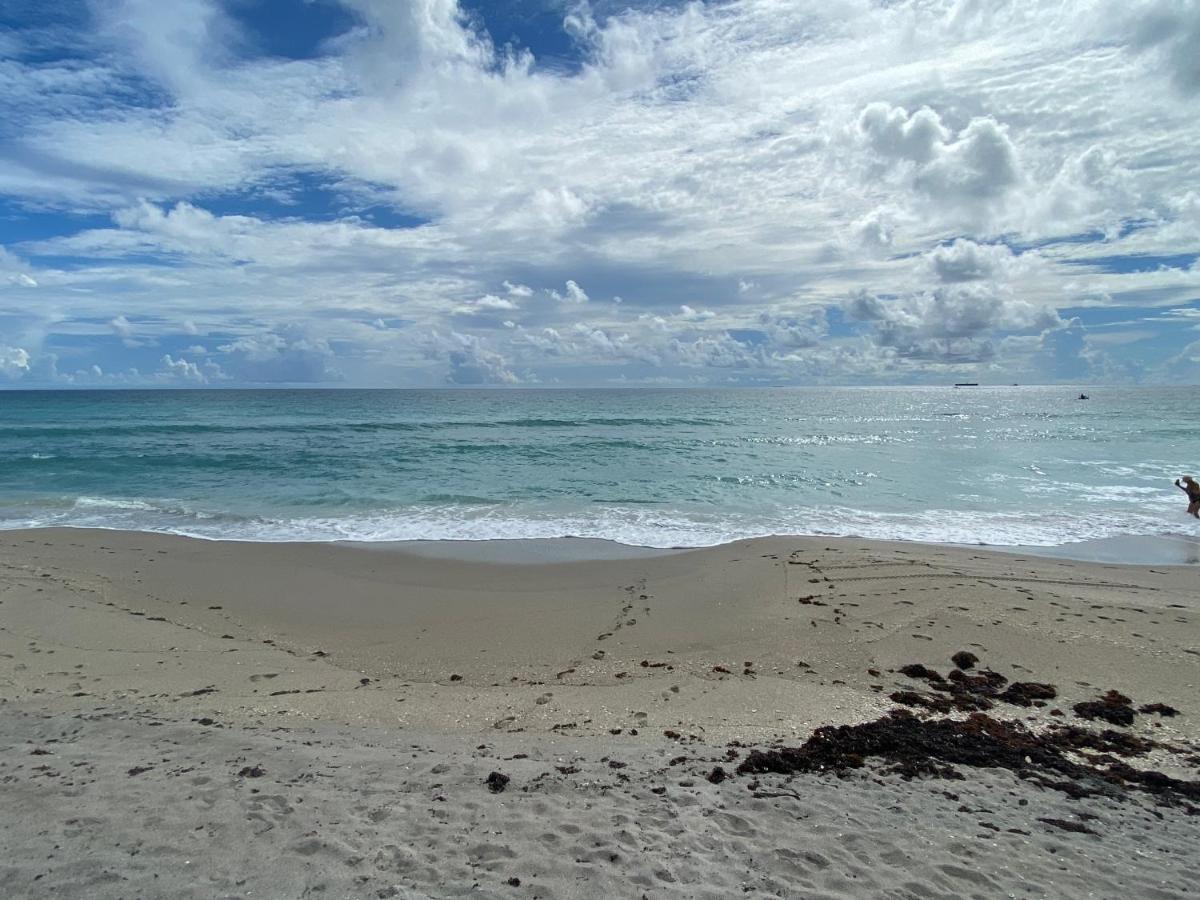 Palm Beach Island Condominiums المظهر الخارجي الصورة