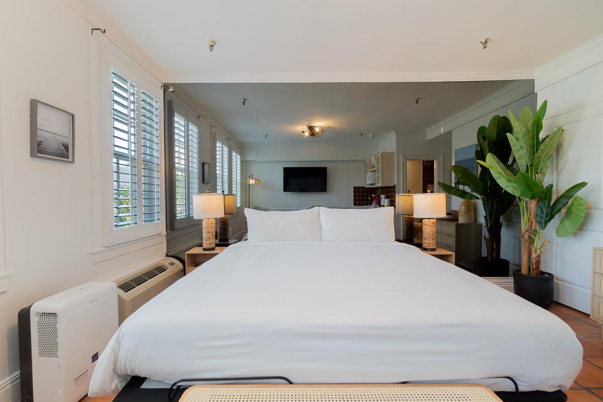 Palm Beach Island Condominiums المظهر الخارجي الصورة